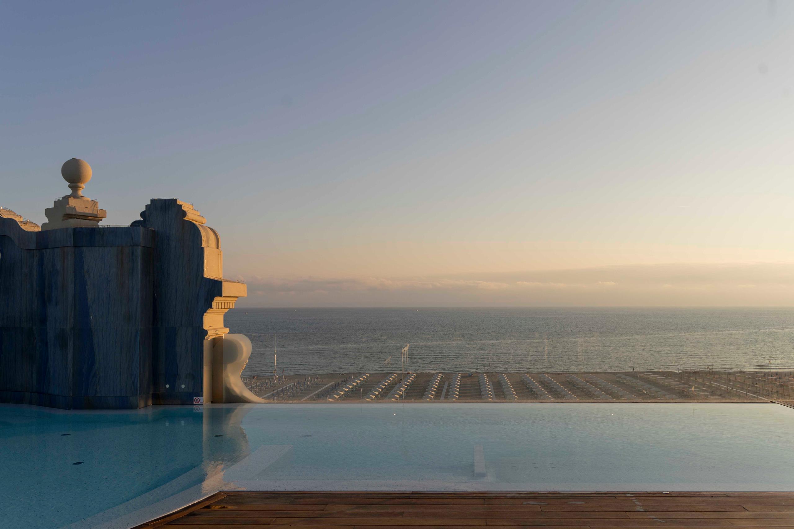 PANORAMA-POOL